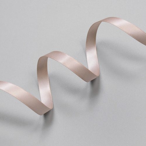 Лента атласная, серебристый пион - vanilla, 9 мм, Corseteria (011905)