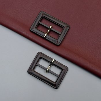 Пряжка пластиковая, т. коричневый, 37 мм, серия Leather (013224)