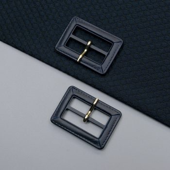 Пряжка пластиковая, т. синий, 37 мм, серия Leather (013225)