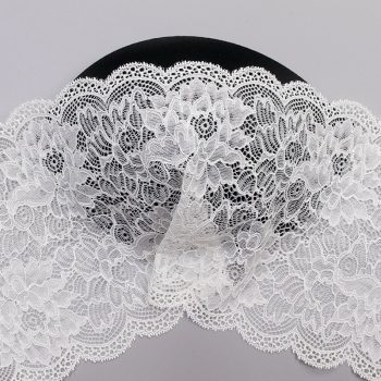 Кружево эластичное, молочный корд с мерцанием (lauma 004), 18 см (013847) Кружево эластичное, молочный корд с мерцанием (lauma 004), 18 см (013847)