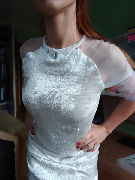 Жемчужное коктейльное платье