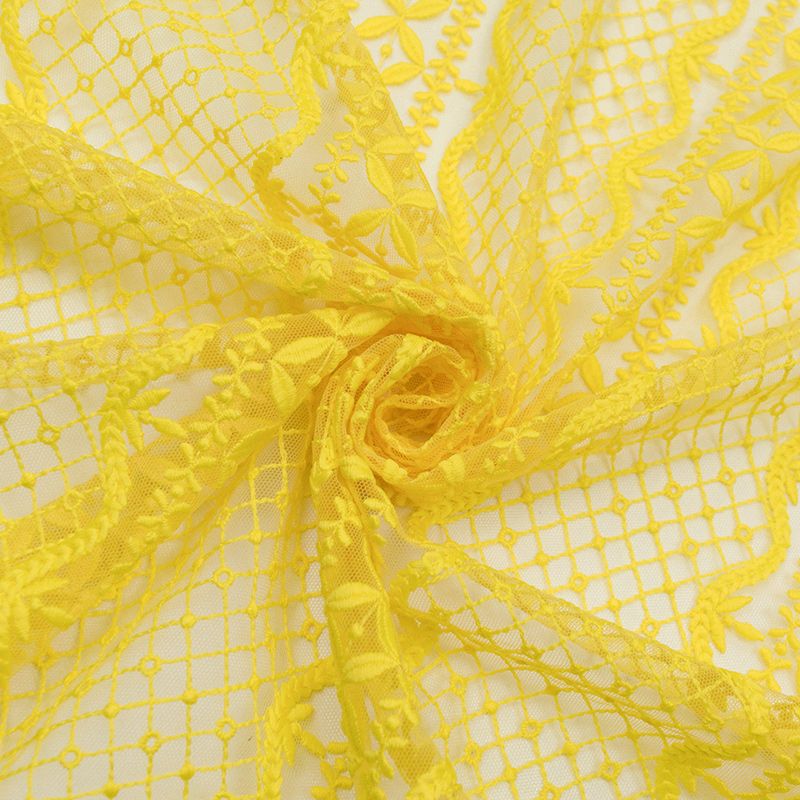 Вышивка на сетке, цвет желтый (014303)